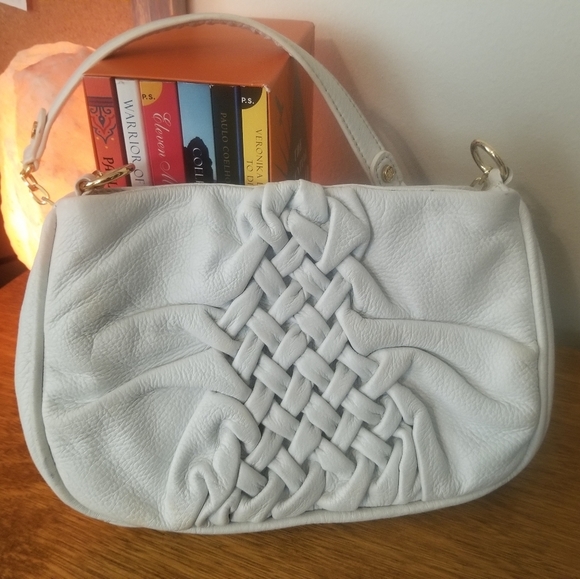 ANTONIO MELANI Bags Antonio Melani Clutch Purse Tote Bag White And